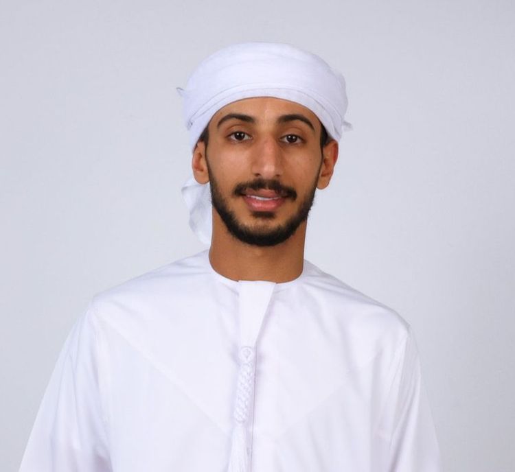 عيسى علي 