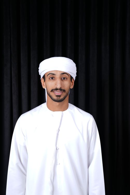 عيسى علي 